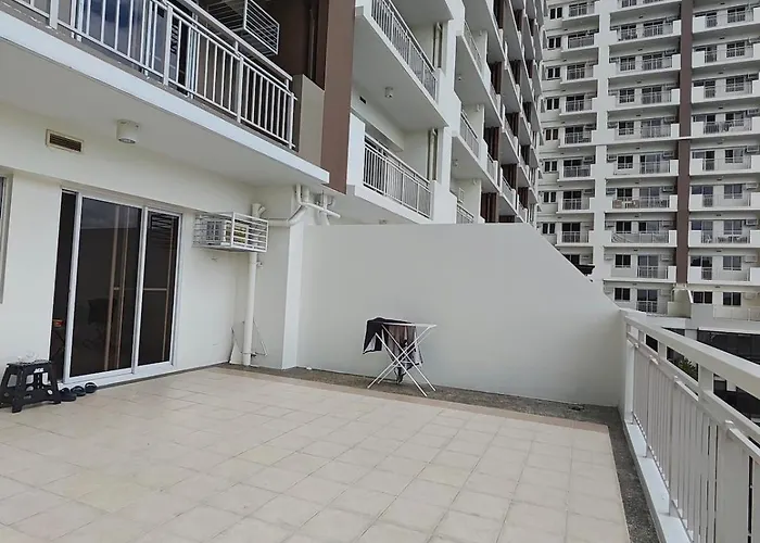 Tri-city 2 Bedroom With Spacious Balcony Manille