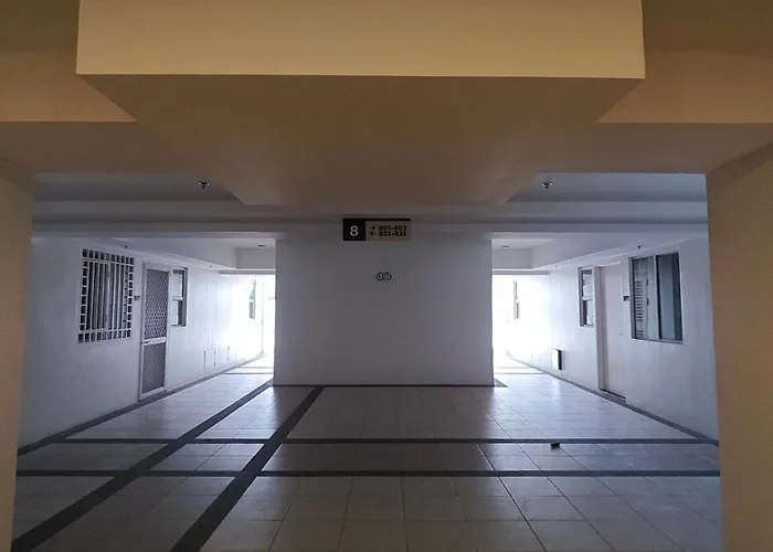 Tri-city 2 Bedroom With Spacious Balcony Manille