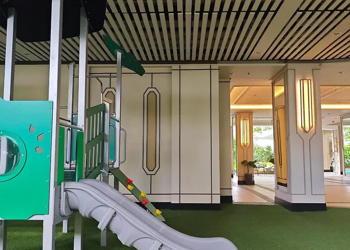 Tri-city 2 Bedroom With Spacious Balcony Manille