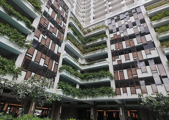 Tri-city 2 Bedroom With Spacious Balcony *