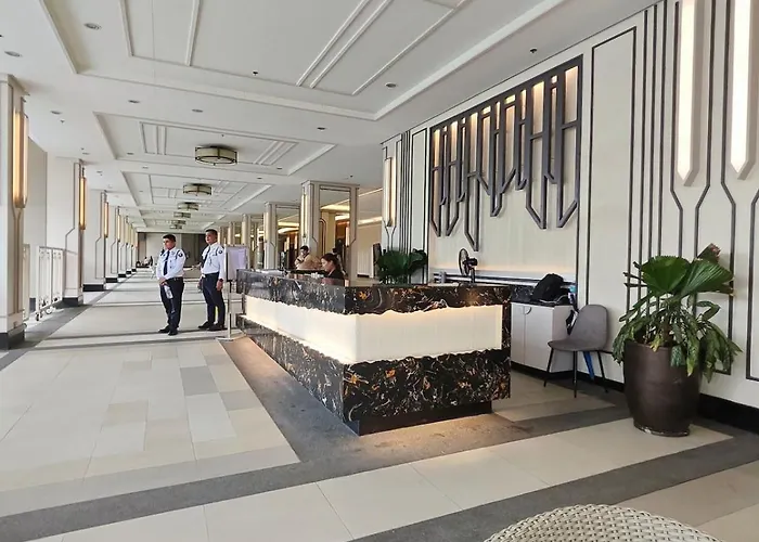 Tri-city 2 Bedroom With Spacious Balcony Appartement Manille